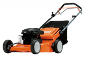 trimmer (self-propelled lawn mower) Husqvarna R 147S Photo review